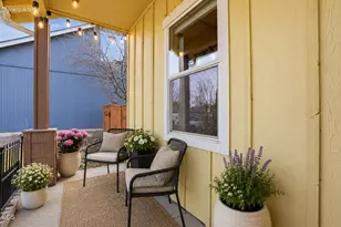 20648 Beaumont Dr, Bend, OR 97701 - Photo 4