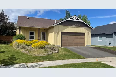 20648 Beaumont Drive, Bend, OR 97701 - Photo 2
