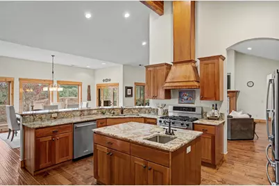 1970 Landaggard Drive NW, Salem, OR 97304 - Photo 20