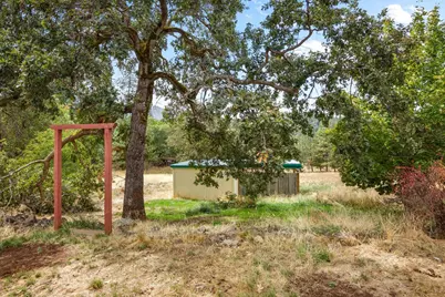 301 Robmar Lane, Grants Pass, OR 97527 - Photo 22