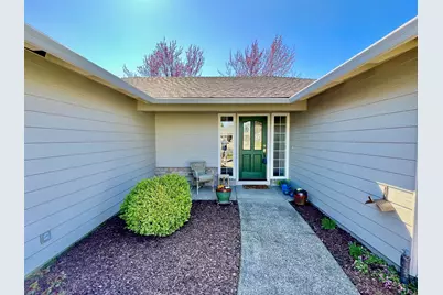 1650 Husker Butte Lane, Medford, OR 97504 - Photo 2