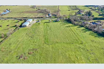 3060 S Stage Road, Medford, OR 97501 - Photo 6