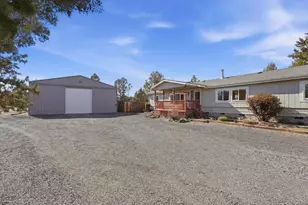 8710 NW Parkey Dr, Terrebonne, OR 97760 - Photo 2