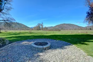 7441 Maple Ln, Central Point, OR 97502 - Photo 66