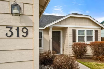 319 SW 33rd Drive, Redmond, OR 97756 - Photo 6