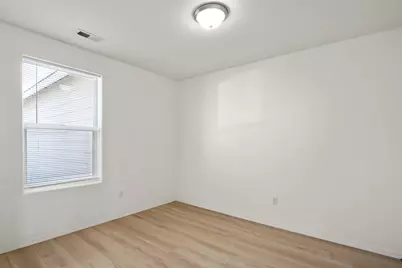 319 SW 33rd Drive, Redmond, OR 97756 - Photo 26