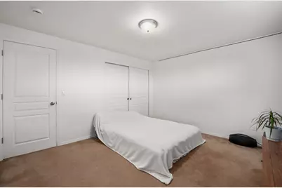 319 SW 33rd Drive, Redmond, OR 97756 - Photo 18