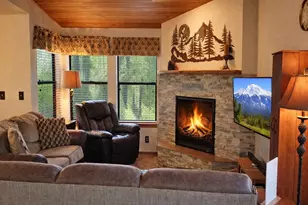 17730 W Core Rd, Sunriver, OR 97707 - Photo 2