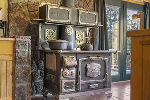 15124 E River Loop Dr E, Bend, OR 97707 - Photo 26