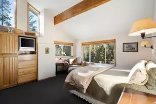 15124 E River Loop Dr E, Bend, OR 97707 - Photo 38