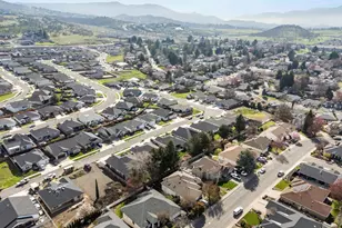 2820 Caldera Ln, Medford, OR 97504 - Photo 32