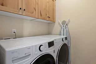 62761 Hawkview Road, Bend, OR 97701 - Photo 12