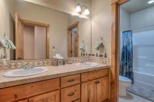 56340 Solar Dr, Bend, OR 97707 - Photo 26