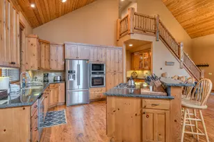 56340 Solar Dr, Bend, OR 97707 - Photo 12