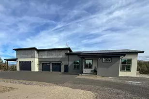 6182 SE Davis Loop, Prineville, OR 97754 - Photo 2