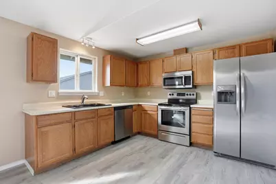 3302 SW Reindeer Avenue, Redmond, OR 97756 - Photo 12