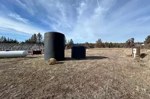 65320 Hwy 20, Bend, OR 97703 - Photo 34