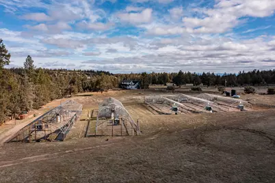 65320 Hwy 20, Bend, OR 97703 - Photo 4