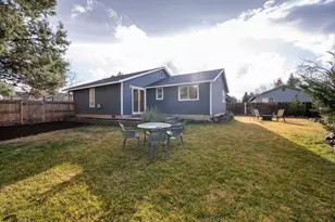 20810 Cassin Dr, Bend, OR 97701 - Photo 28