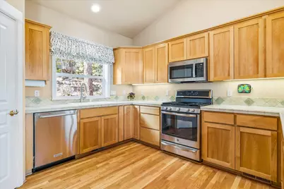 3130 NW Colonial Drive, Bend, OR 97703 - Photo 12