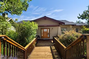 3130 N W Colonial Dr, Bend, OR 97703 - Photo 2