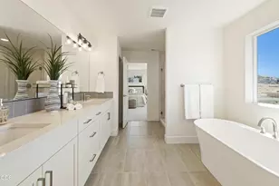 2251 SW 43rd St, Redmond, OR 97756 - Photo 34