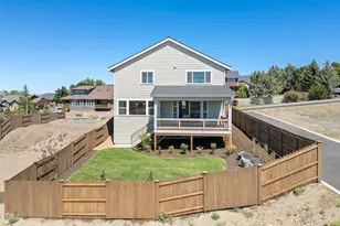 2251 SW 43rd St, Redmond, OR 97756 - Photo 46