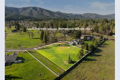 527 E Forks Circle, Cave Junction, OR 97523 - Photo 1