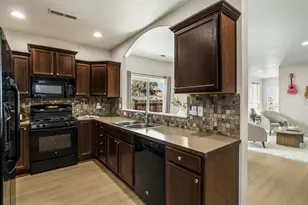 2745 NE Aldrich Ave, Bend, OR 97701 - Photo 10