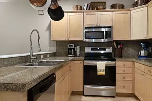 720 N Hindeman St, Sisters, OR 97759 - Photo 6