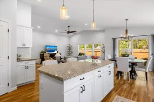 353 Cedar Ridge Dr, Cave Junction, OR 97523 - Photo 20