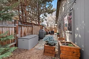 21279 Thornhill Ln, Bend, OR 97701 - Photo 26