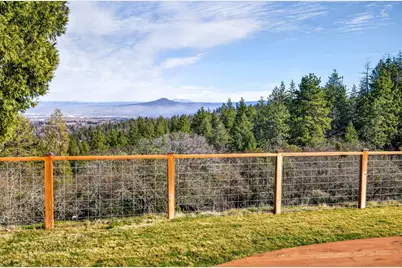 1000 Hill Street, Jacksonville, OR 97530 - Photo 56