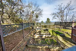 1000 Hill St, Jacksonville, OR 97530 - Photo 58