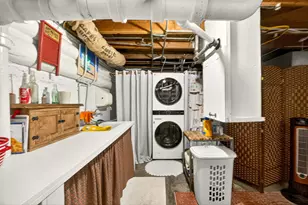 645 E California St, Jacksonville, OR 97530 - Photo 48