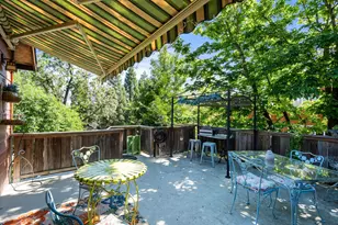 645 E California St, Jacksonville, OR 97530 - Photo 48