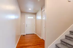 1109 Peachwood Ct, Medford, OR 97501 - Photo 6