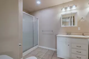 1109 Peachwood Ct, Medford, OR 97501 - Photo 24