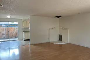 735 Kenyon St, Medford, OR 97501 - Photo 2