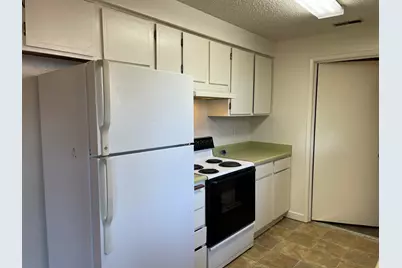 735 Kenyon Street, Medford, OR 97501 - Photo 26