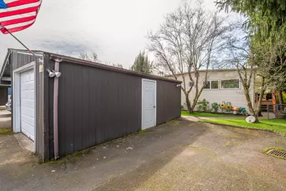 608 Woodlawn Circle, Grants Pass, OR 97526 - Photo 30