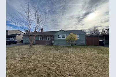 930 NW Canyon Drive, Redmond, OR 97756 - Photo 1