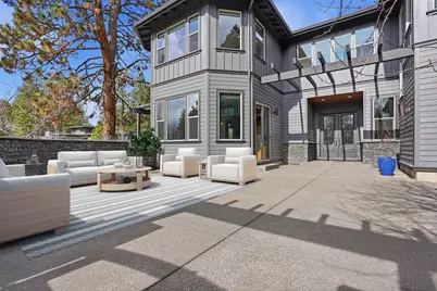 2538 NW Hosmer Lake Drive, Bend, OR 97703 - Photo 4