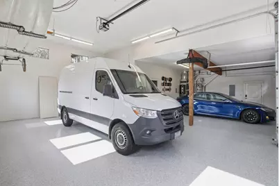 2538 NW Hosmer Lake Drive, Bend, OR 97703 - Photo 32