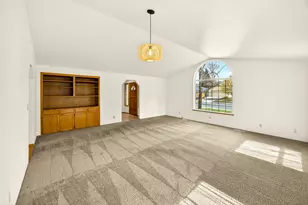 3027 Waterford Ct, Medford, OR 97504 - Photo 8