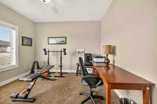 4477 Vista Pointe Dr, Medford, OR 97504 - Photo 28