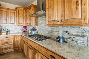 12365 SW Reif Rd, Powell Butte, OR 97753 - Photo 14