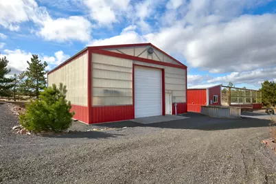 11301 SW Robinson Lane, Powell Butte, OR 97753 - Photo 36