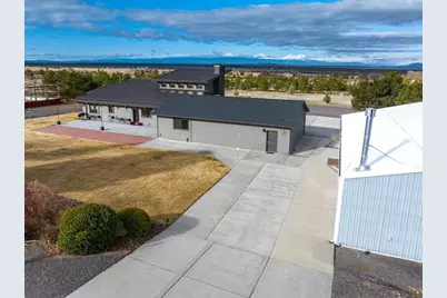 11301 SW Robinson Lane, Powell Butte, OR 97753 - Photo 26