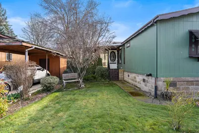 724 Tawn Cheree, Medford, OR 97501 - Photo 18